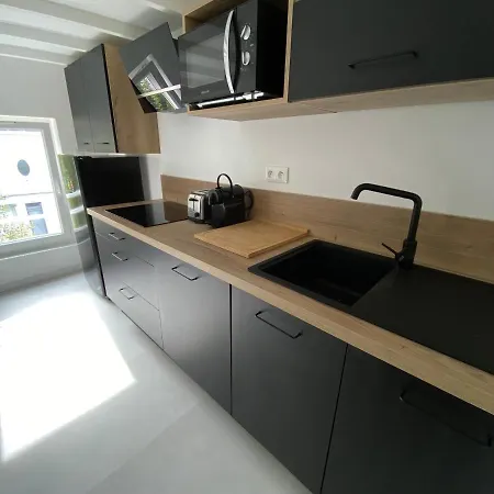 La Douce Angevine - Le Perroquet Apartment