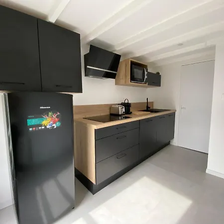 La Douce Angevine - Le Perroquet *