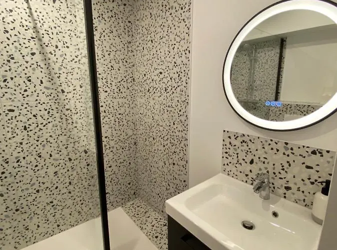 La Douce Angevine - Le Perroquet